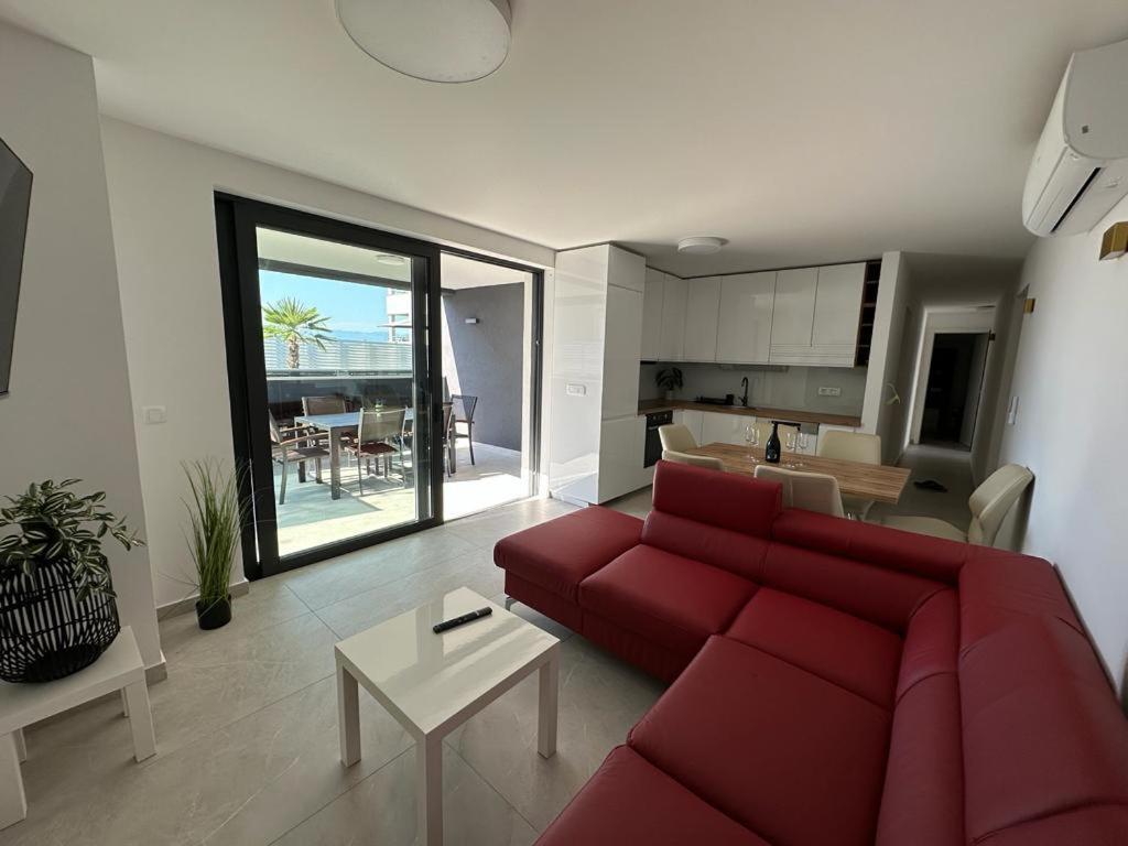Luxury Apartments Marty Malinska Exterior foto